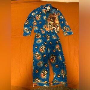 Star Wars 2 PC. Pajama Set button up top size 4/5 toddler